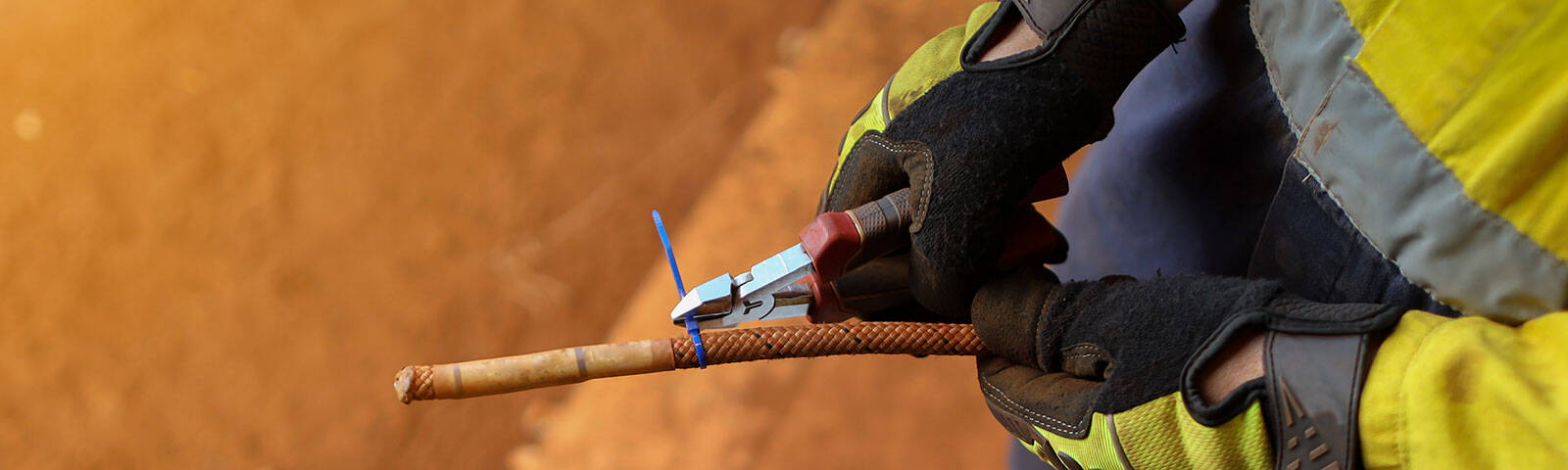 What to use metal cable ties for